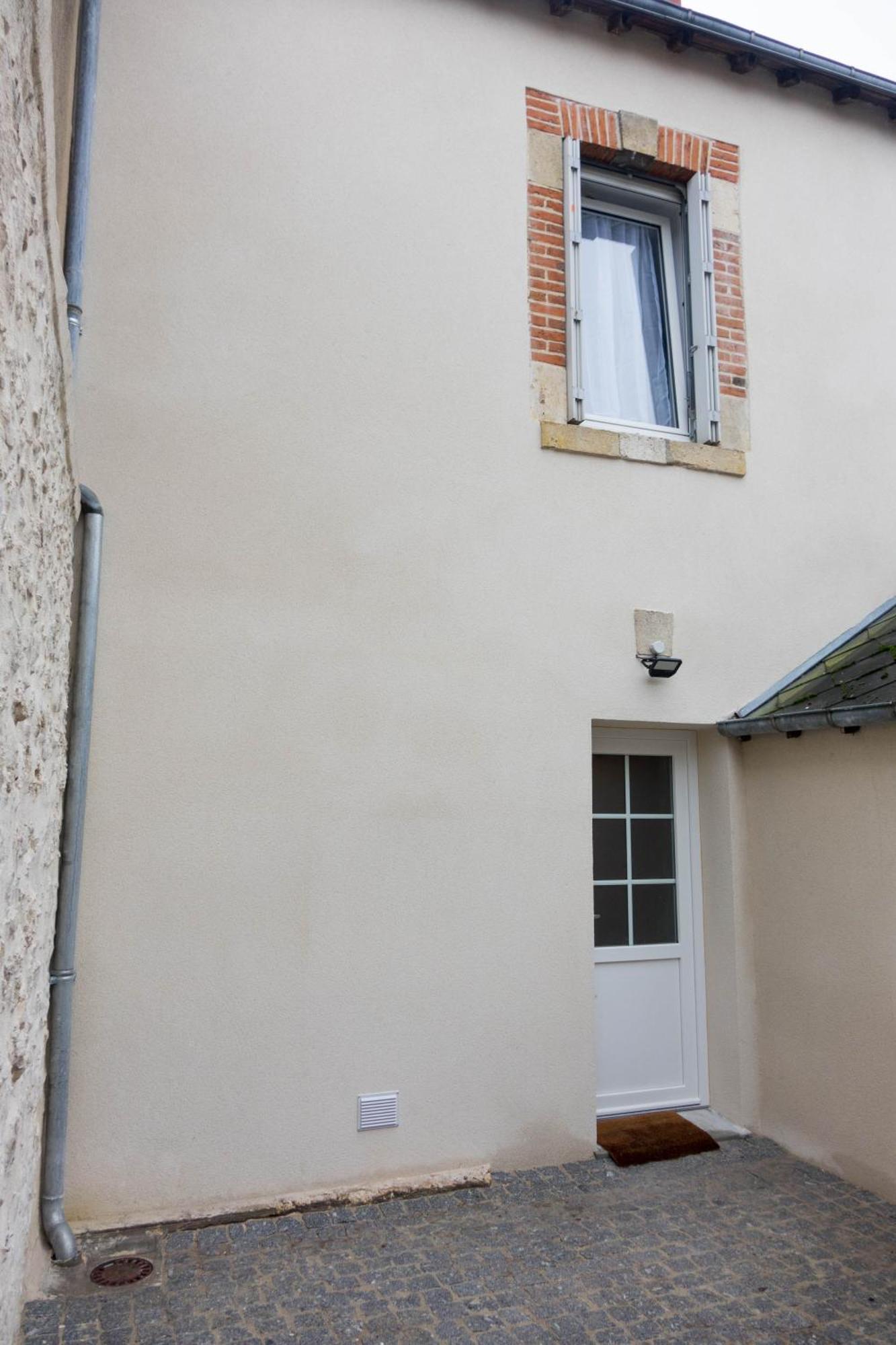 Beau Quartier Et Central, Maison Spacieuse Avec Cour, 3 Chambres, 3 Salles De Bains A 10 Min A Pied De La Gare 奥尔良 外观 照片