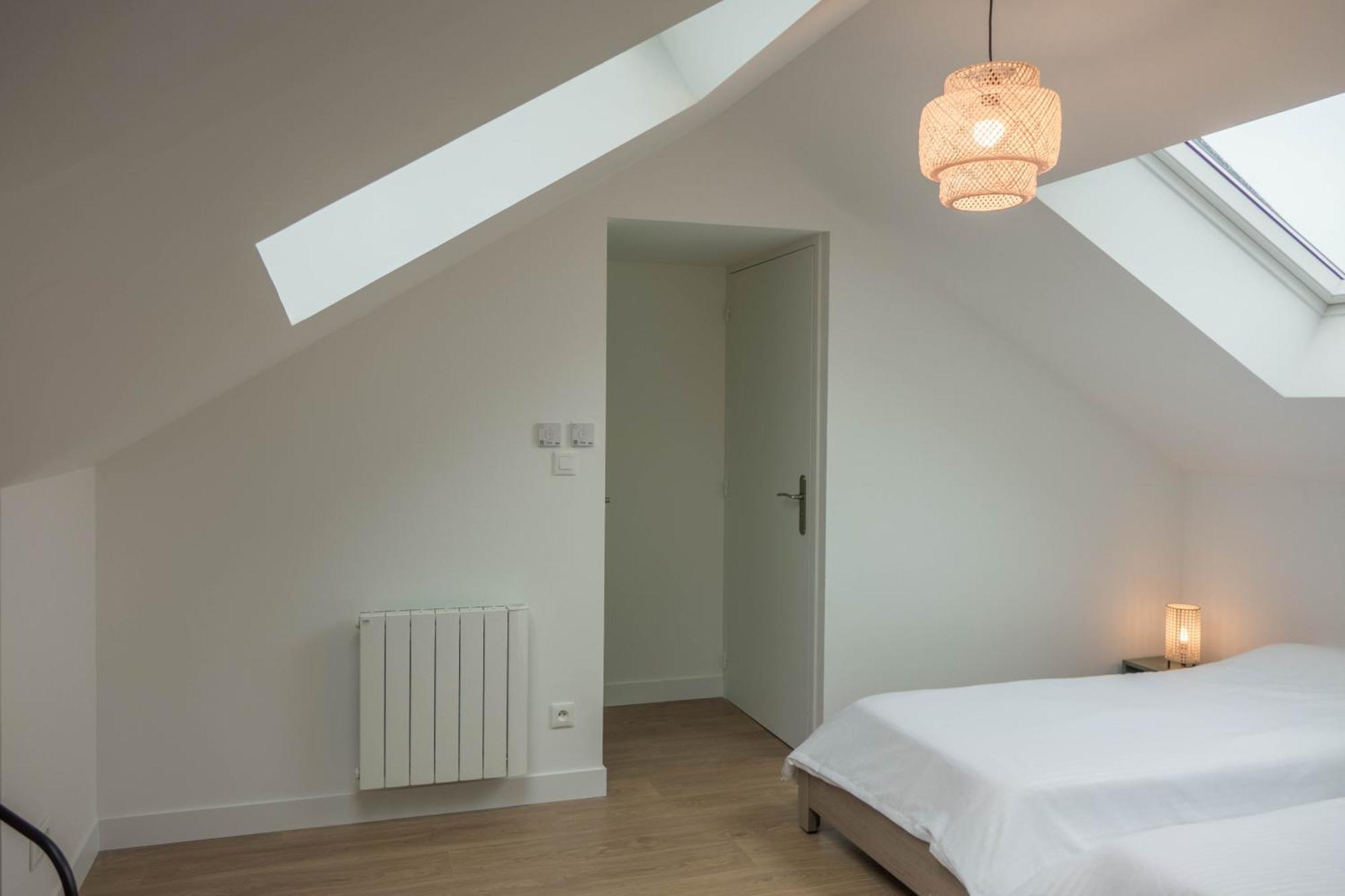Beau Quartier Et Central, Maison Spacieuse Avec Cour, 3 Chambres, 3 Salles De Bains A 10 Min A Pied De La Gare 奥尔良 外观 照片